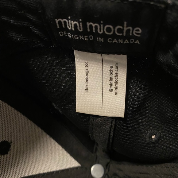 Baseball hat - toddler (up to approx 2 years) - Picture 2 of 2